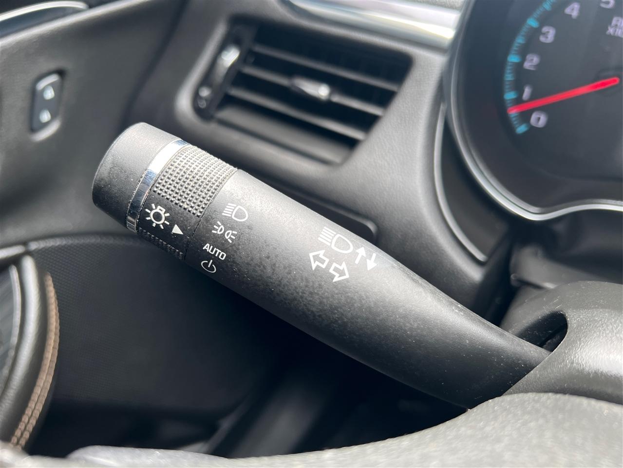 Chevrolet Impala 4dr Sdn Premier w/2LZ 2017