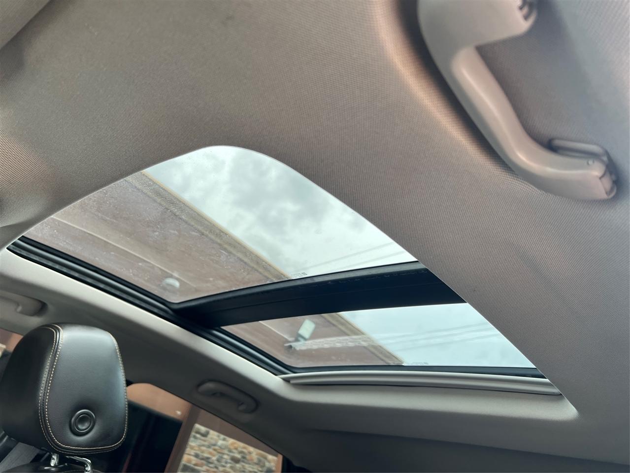 Chevrolet Impala 4dr Sdn Premier w/2LZ 2017