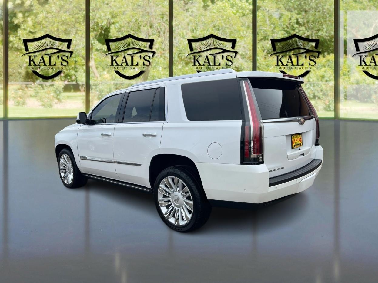 Cadillac Escalade 4WD 4dr Platinum 2017