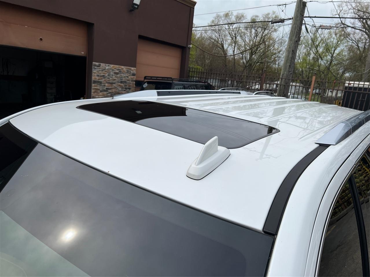 Cadillac Escalade 4WD 4dr Platinum 2017