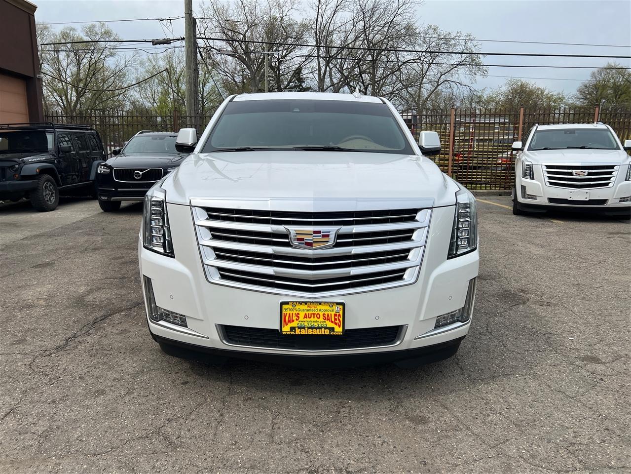 Cadillac Escalade 4WD 4dr Platinum 2017