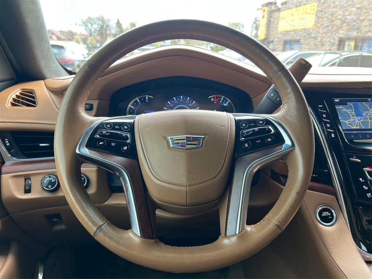 Cadillac Escalade 4WD 4dr Platinum 2017