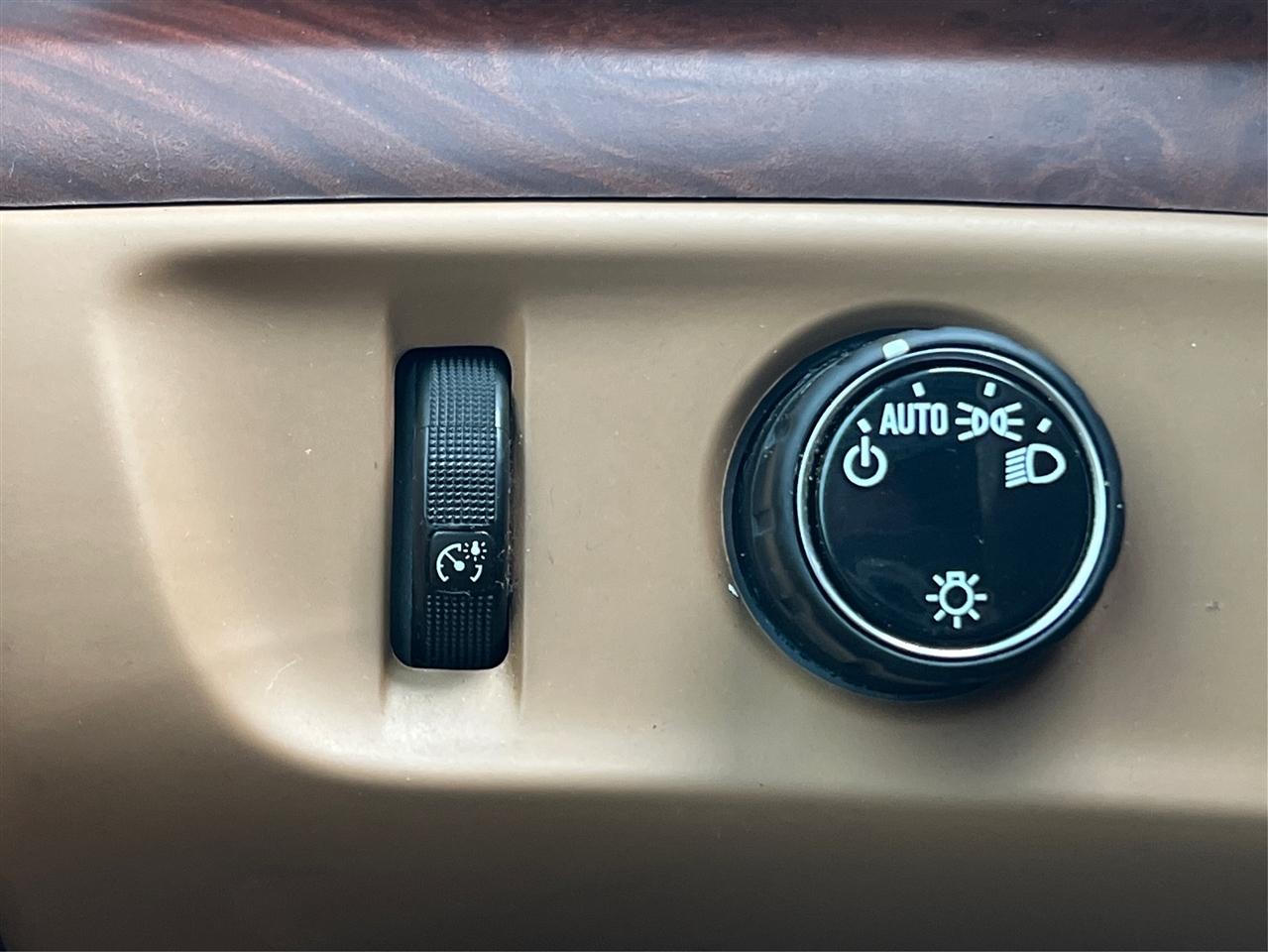 Cadillac Escalade 4WD 4dr Platinum 2017