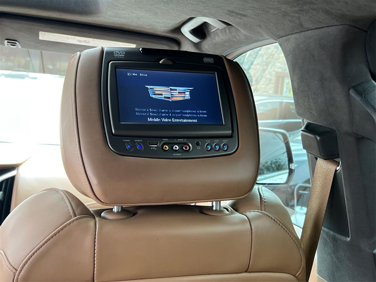 Cadillac Escalade 4WD 4dr Platinum 2017