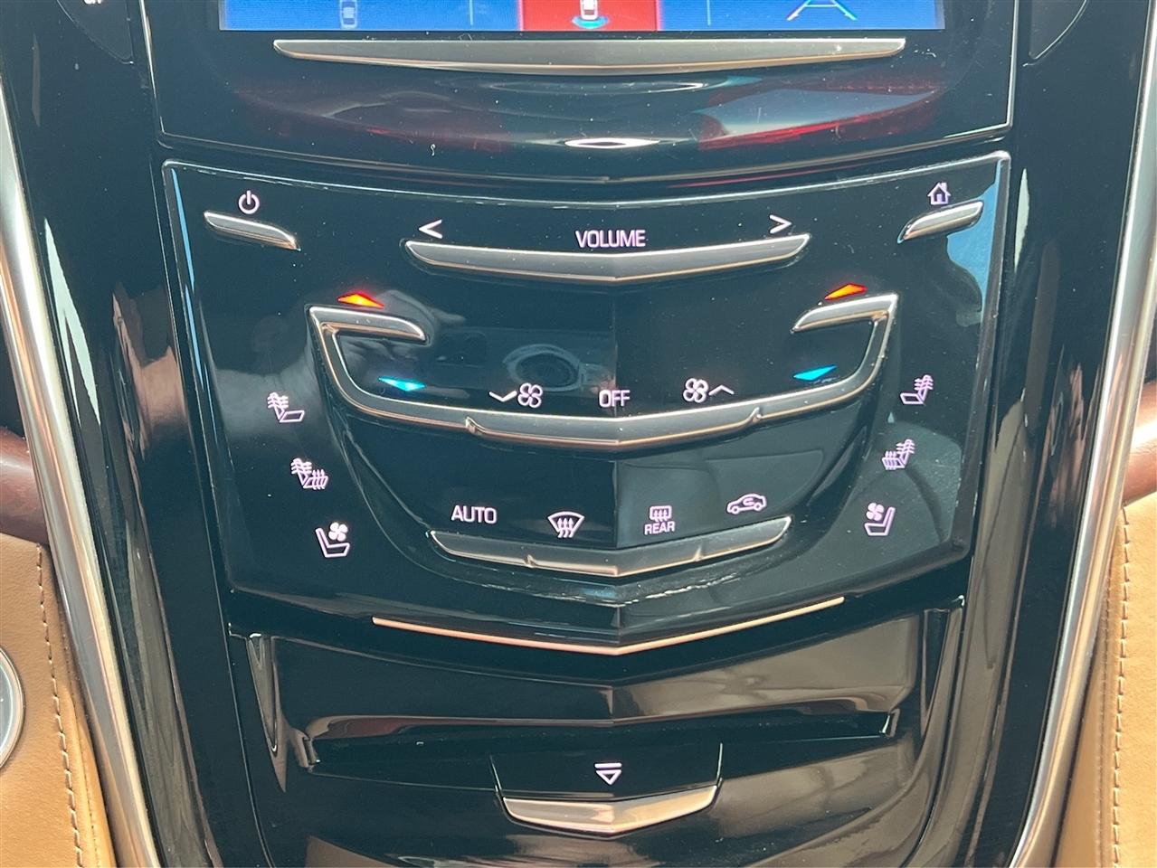 Cadillac Escalade 4WD 4dr Platinum 2017