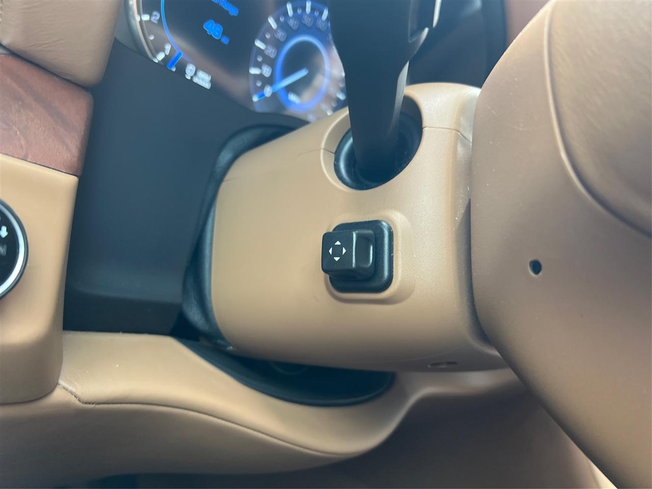 Cadillac Escalade 4WD 4dr Platinum 2017