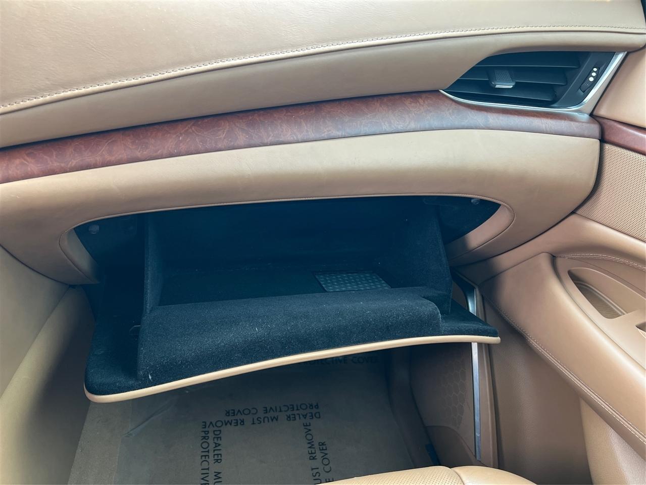 Cadillac Escalade 4WD 4dr Platinum 2017