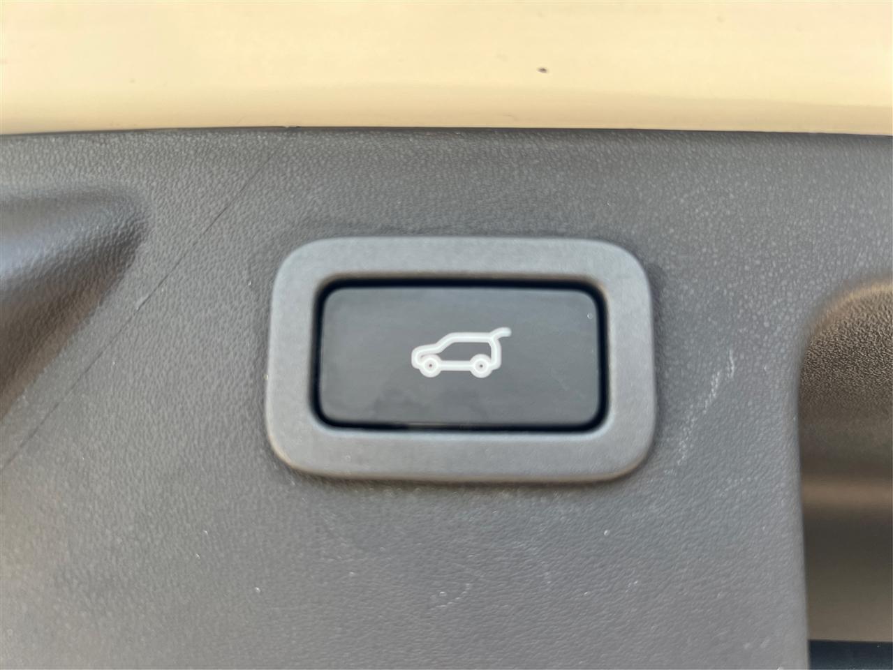 Land Rover Discovery Sport AWD 4dr HSE 2016