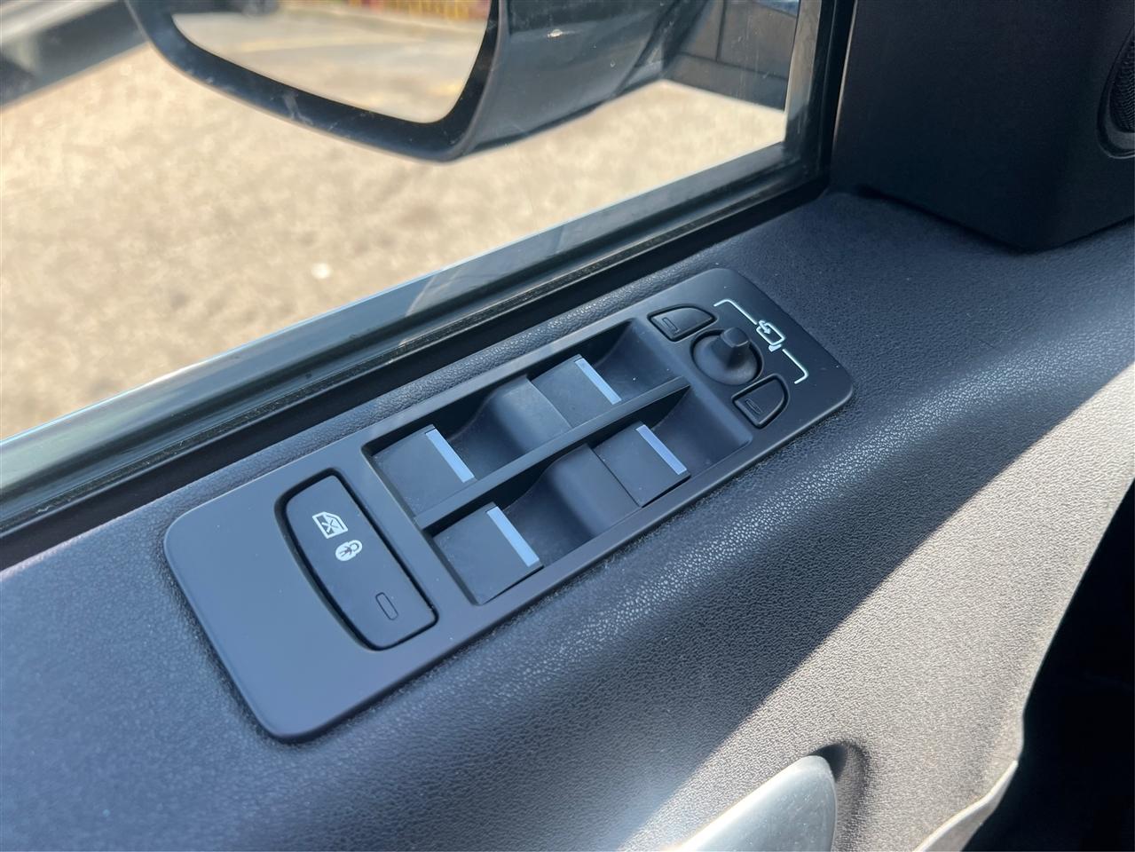 Land Rover Discovery Sport AWD 4dr HSE 2016