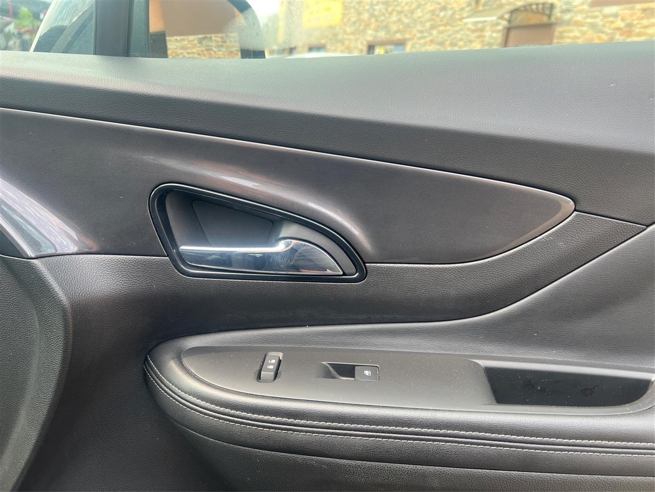 Buick Encore FWD 4dr Essence 2019