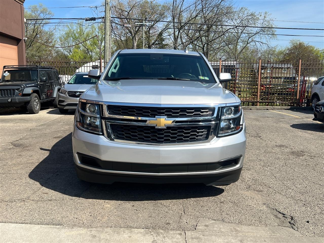 Chevrolet Tahoe 4WD 4dr LT 2019
