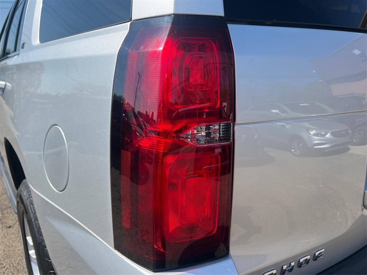 Chevrolet Tahoe 4WD 4dr LT 2019