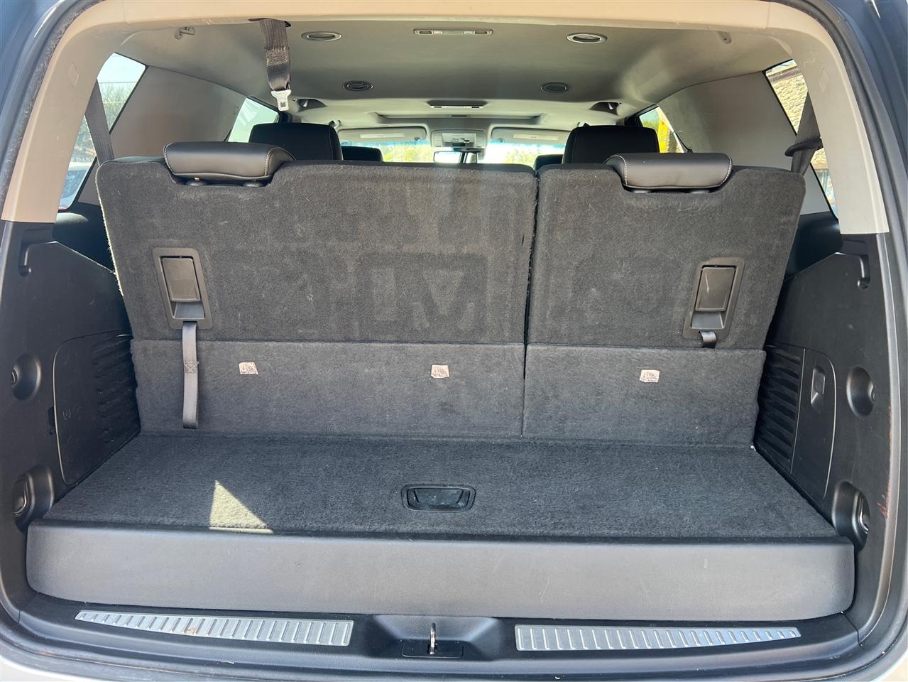 Chevrolet Tahoe 4WD 4dr LT 2019