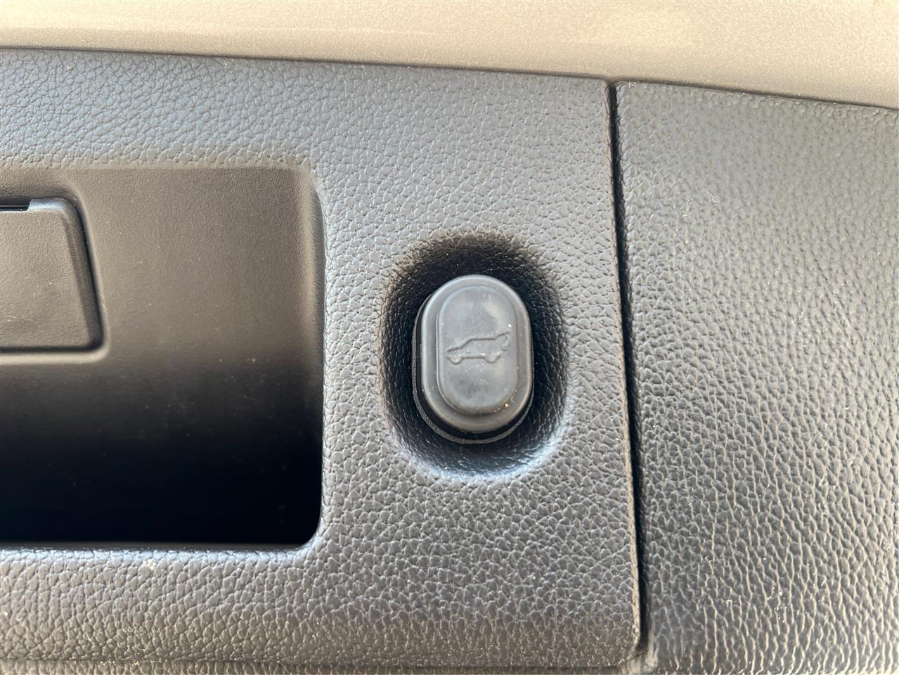 Chevrolet Tahoe 4WD 4dr LT 2019