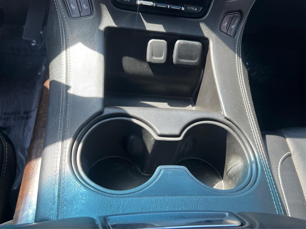 Chevrolet Tahoe 4WD 4dr LT 2019