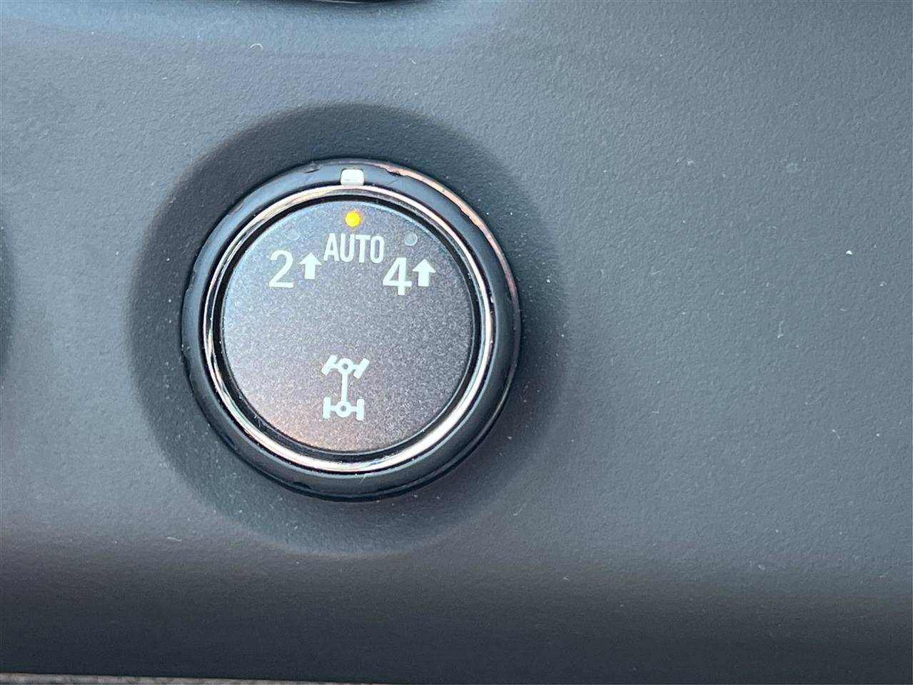 Chevrolet Tahoe 4WD 4dr LT 2019