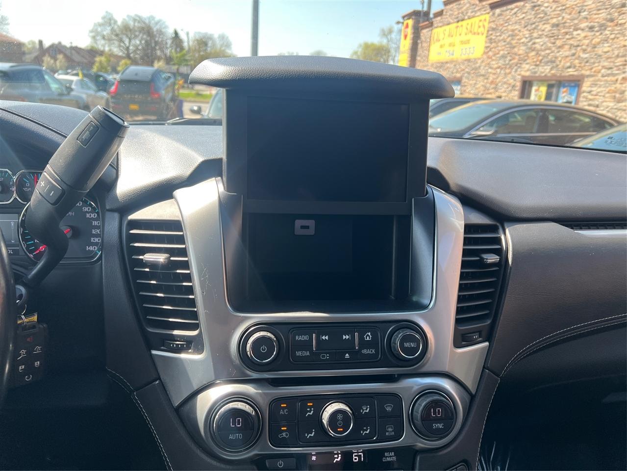 Chevrolet Tahoe 4WD 4dr LT 2019