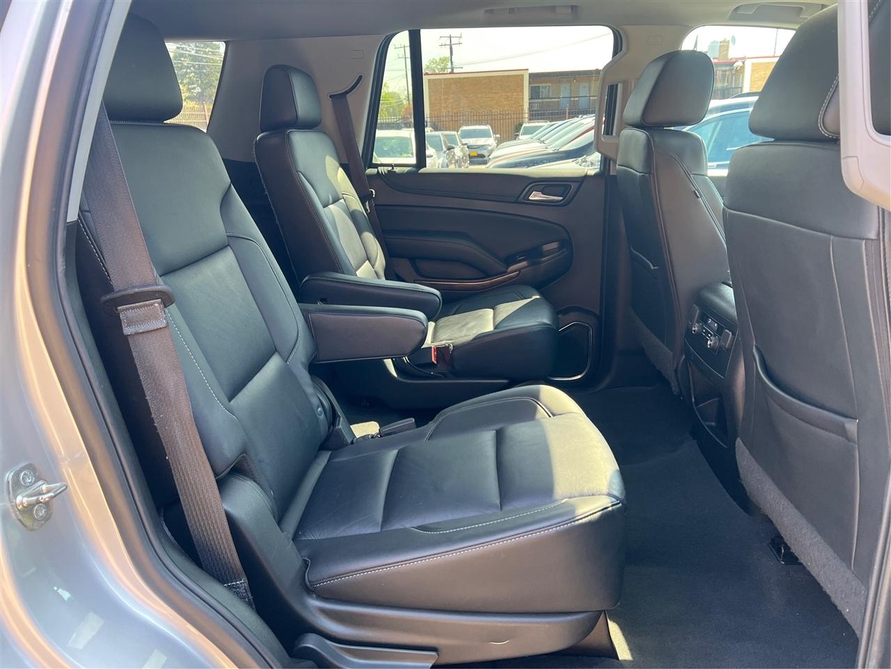 Chevrolet Tahoe 4WD 4dr LT 2019