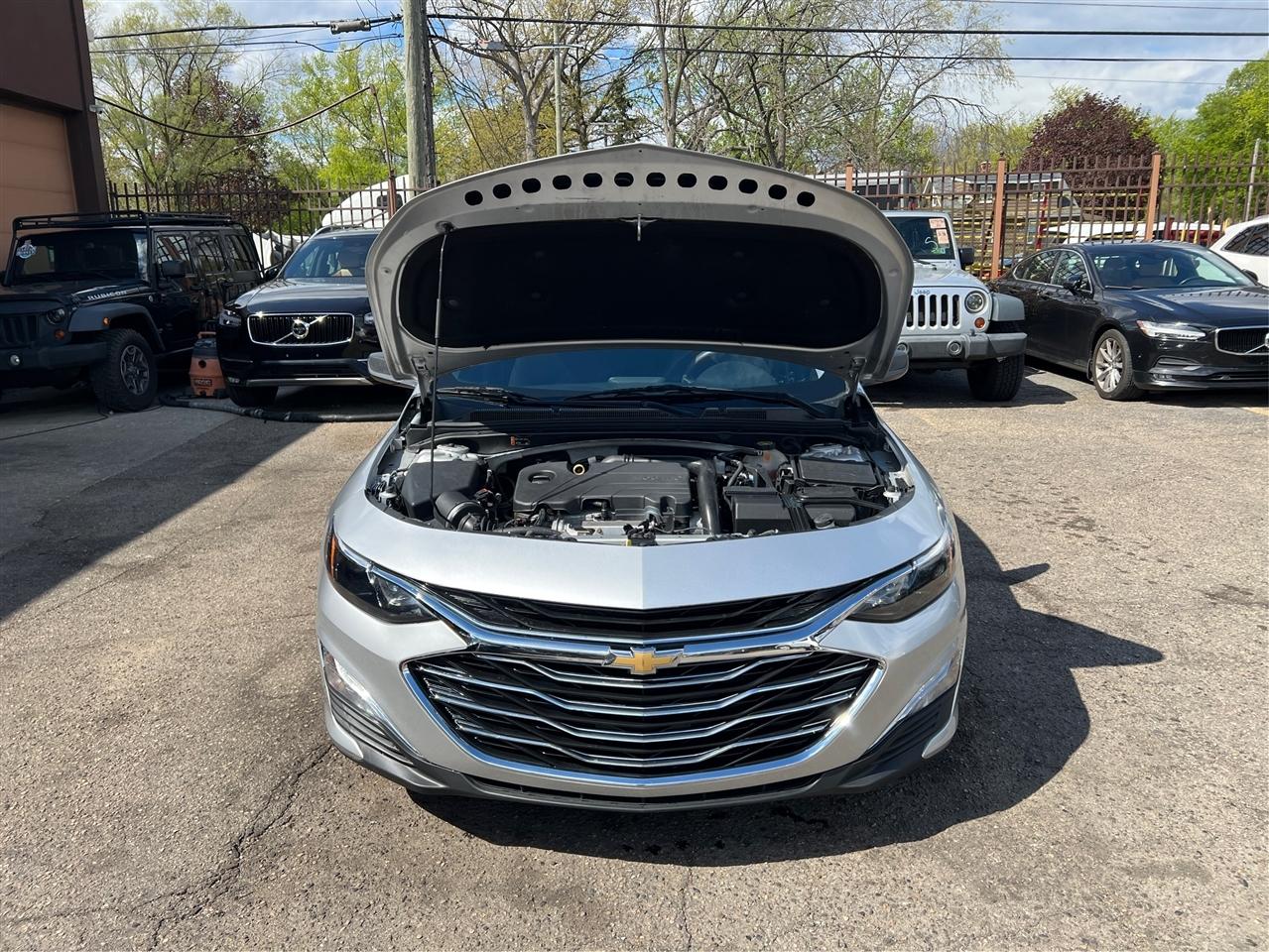 Chevrolet Malibu 4dr Sdn LS w/1LS 2020