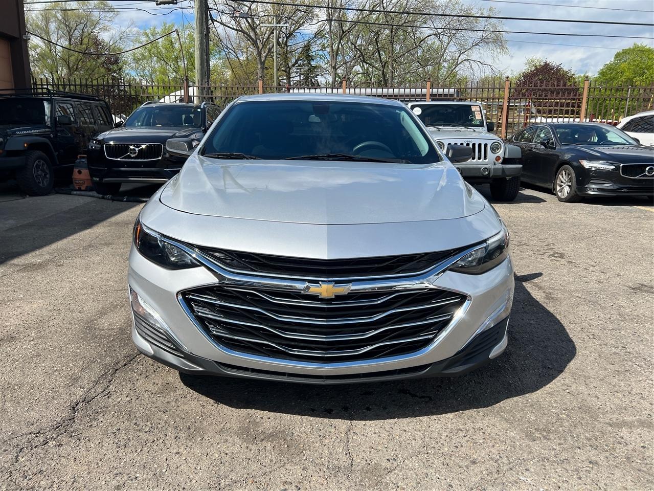 Chevrolet Malibu 4dr Sdn LS w/1LS 2020