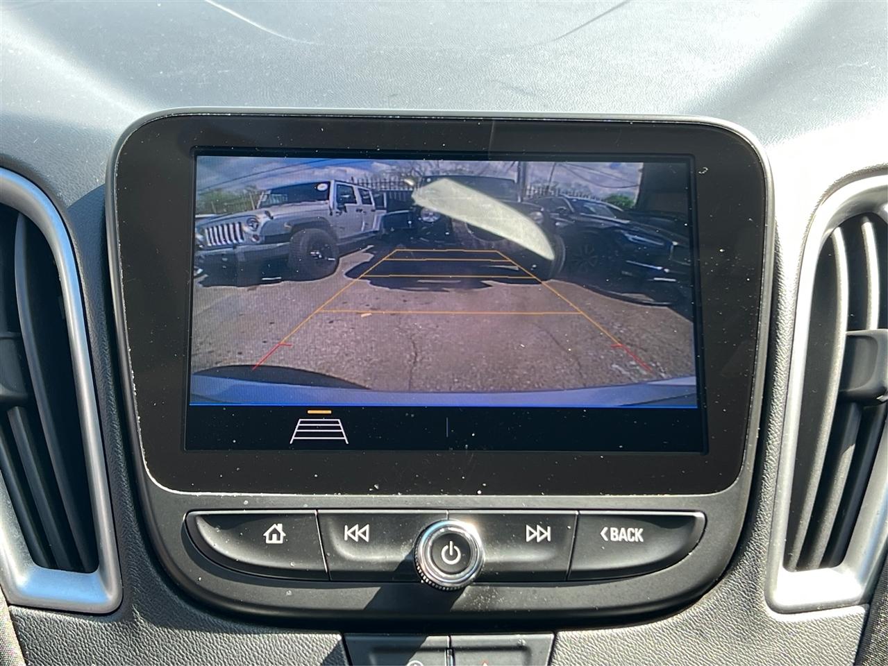 Chevrolet Malibu 4dr Sdn LS w/1LS 2020