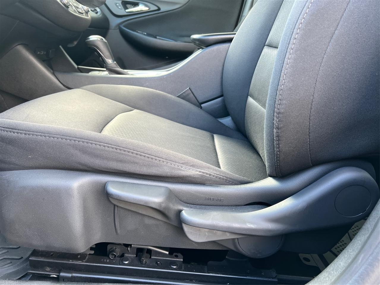 Chevrolet Malibu 4dr Sdn LS w/1LS 2020
