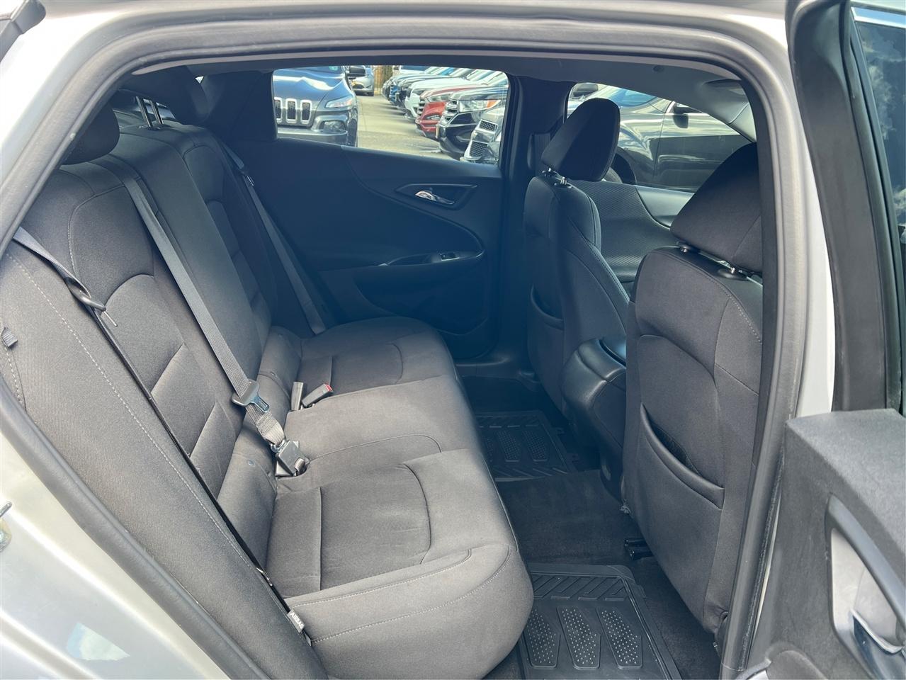 Chevrolet Malibu 4dr Sdn LS w/1LS 2020