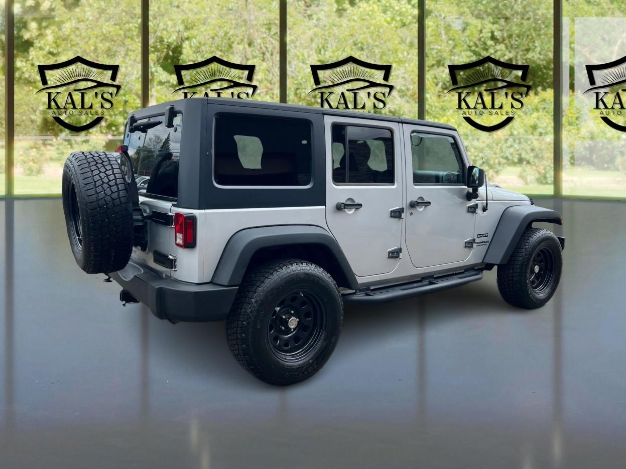 Jeep Wrangler Unlimited 4WD 4dr Sport 2012