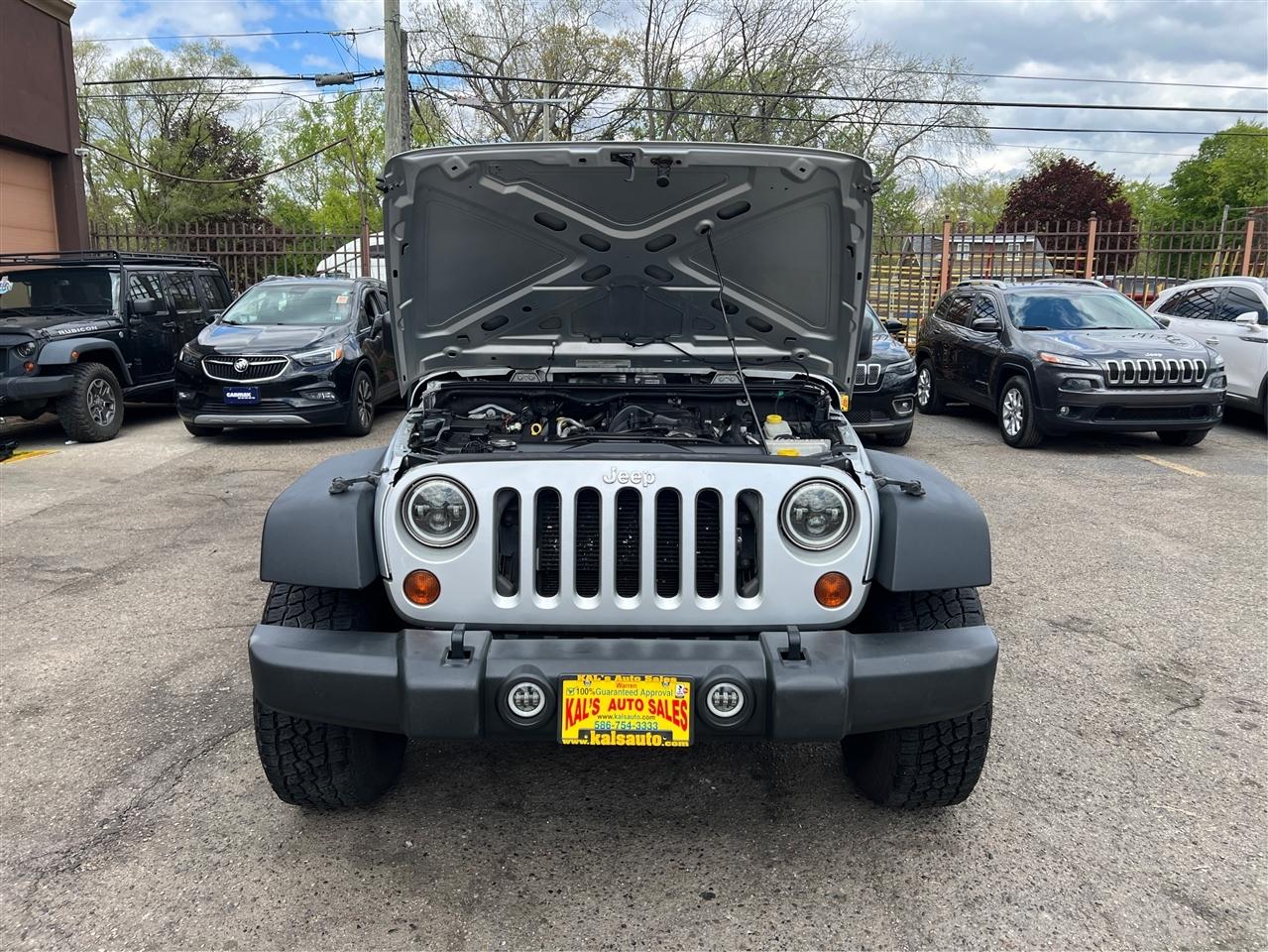 Jeep Wrangler Unlimited 4WD 4dr Sport 2012