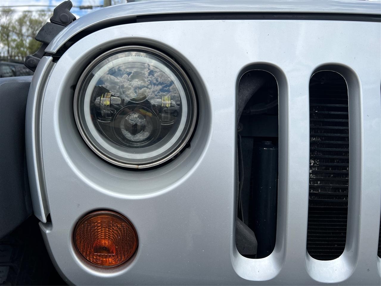 Jeep Wrangler Unlimited 4WD 4dr Sport 2012