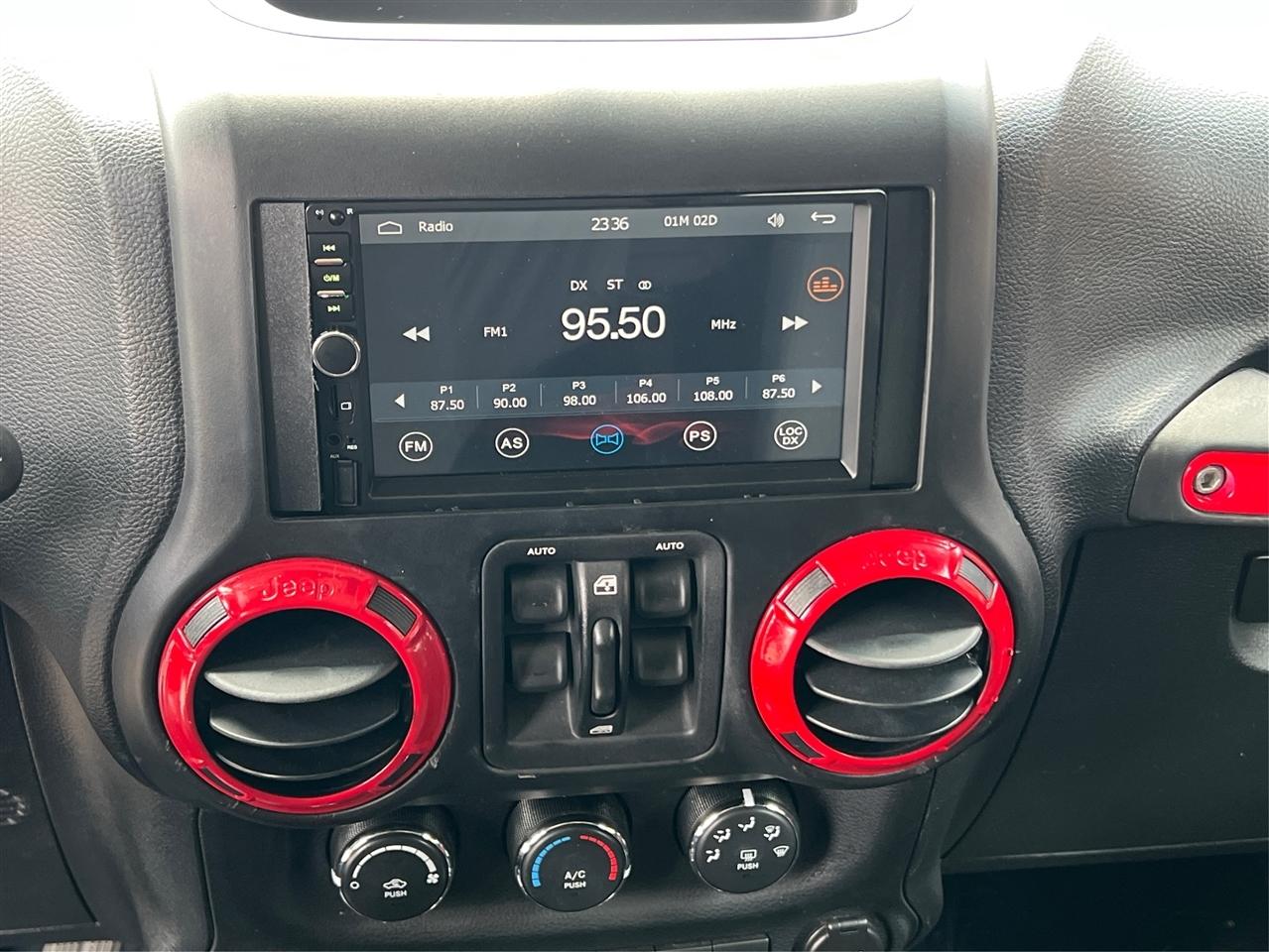 Jeep Wrangler Unlimited 4WD 4dr Sport 2012