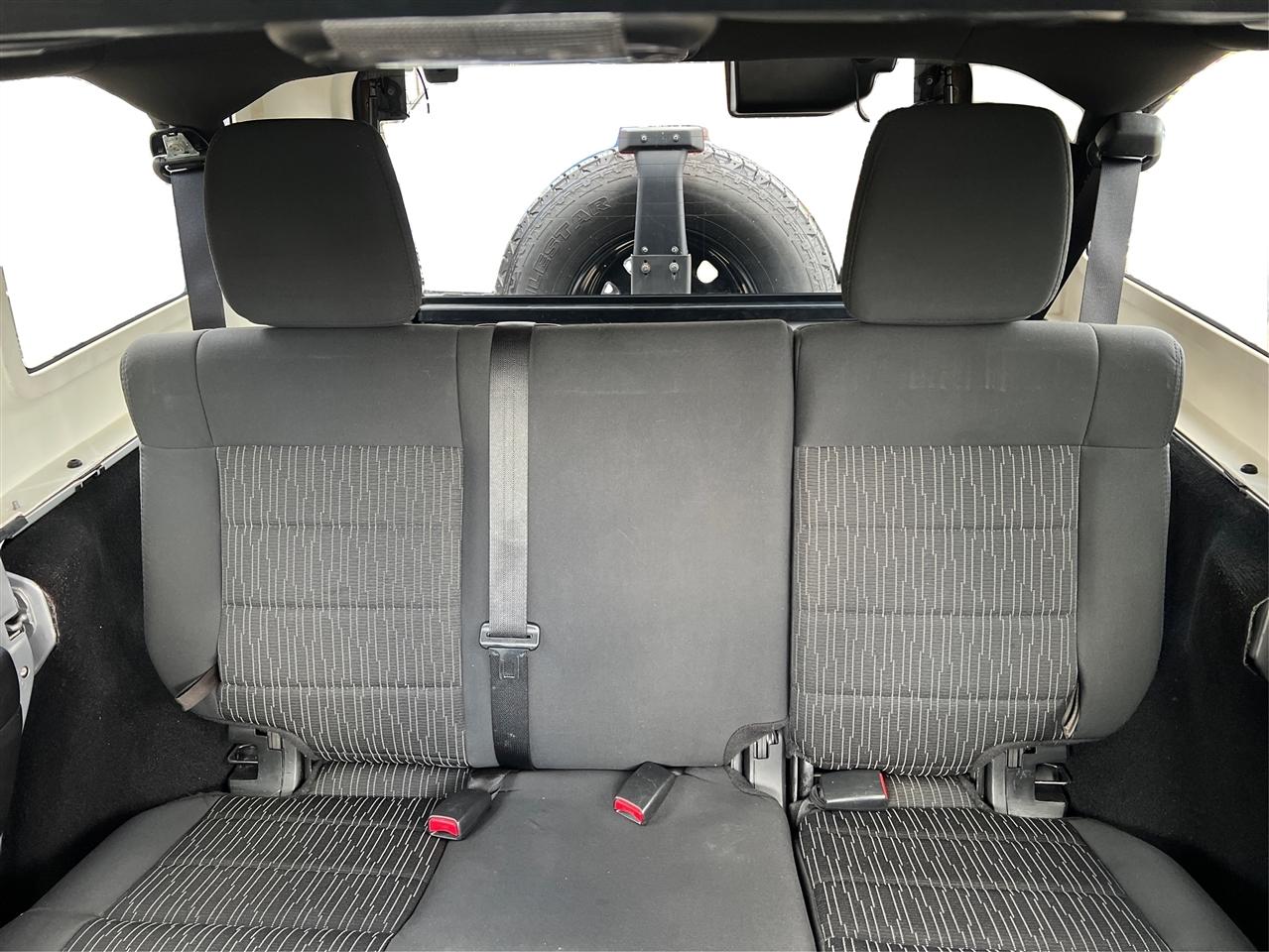 Jeep Wrangler Unlimited 4WD 4dr Sport 2012