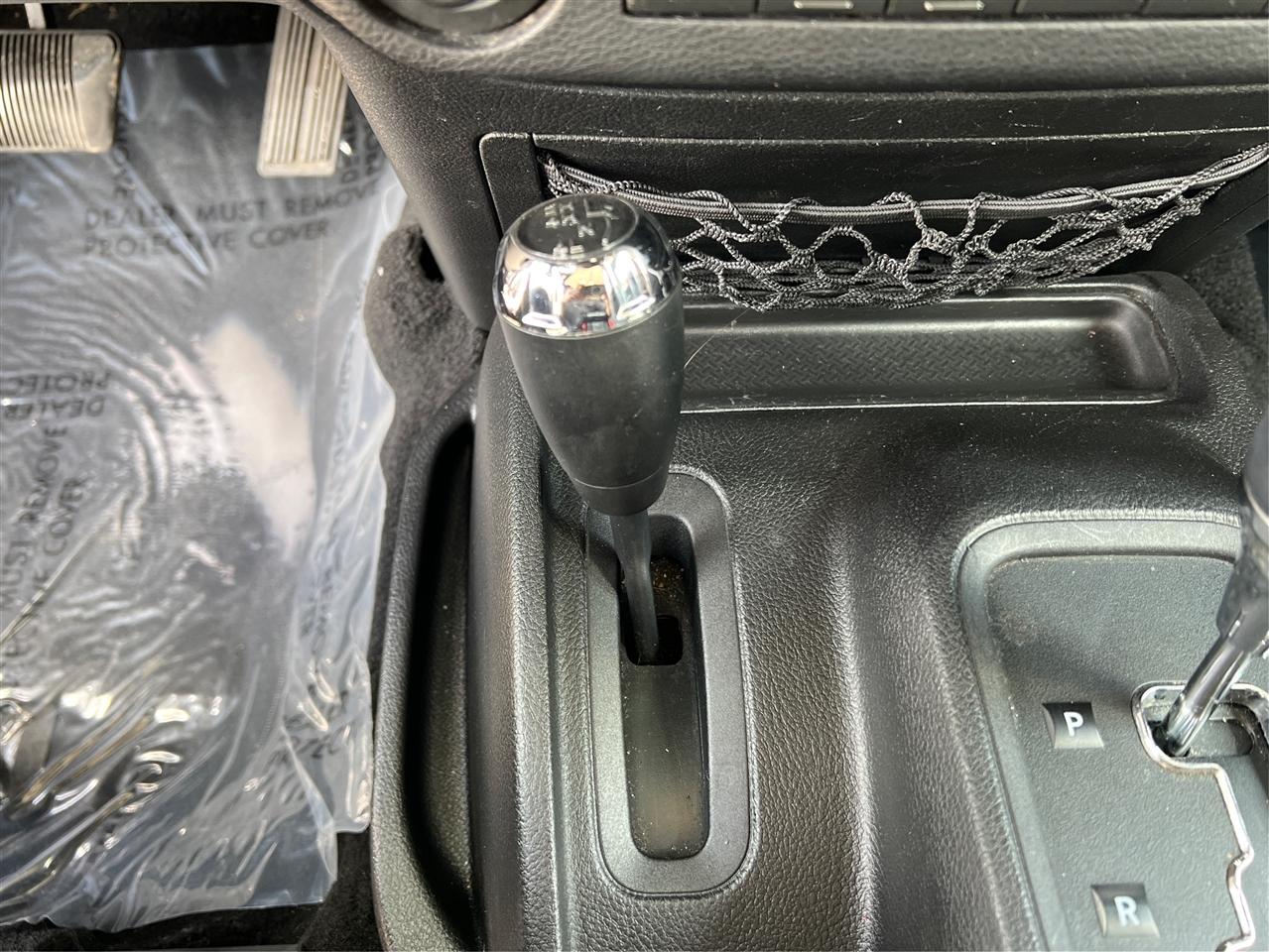 Jeep Wrangler Unlimited 4WD 4dr Sport 2012
