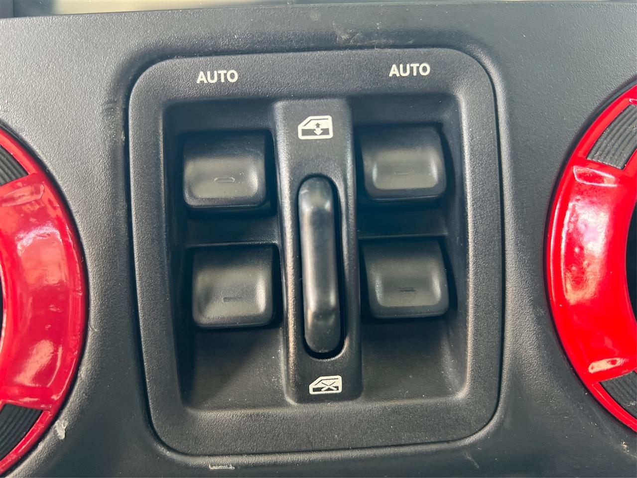 Jeep Wrangler Unlimited 4WD 4dr Sport 2012
