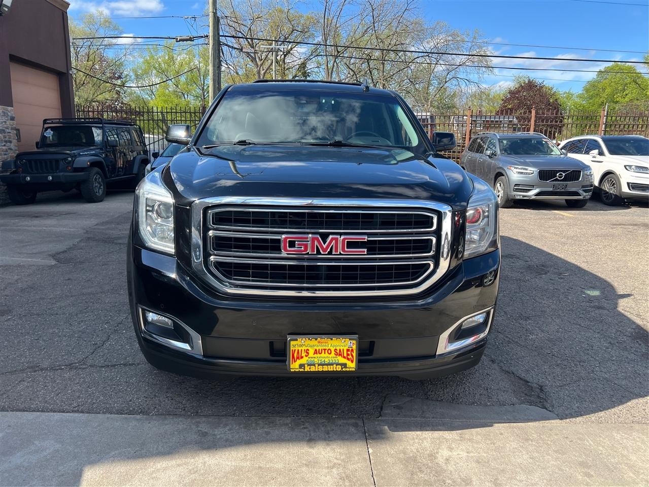 GMC Yukon 4WD 4dr SLT 2019