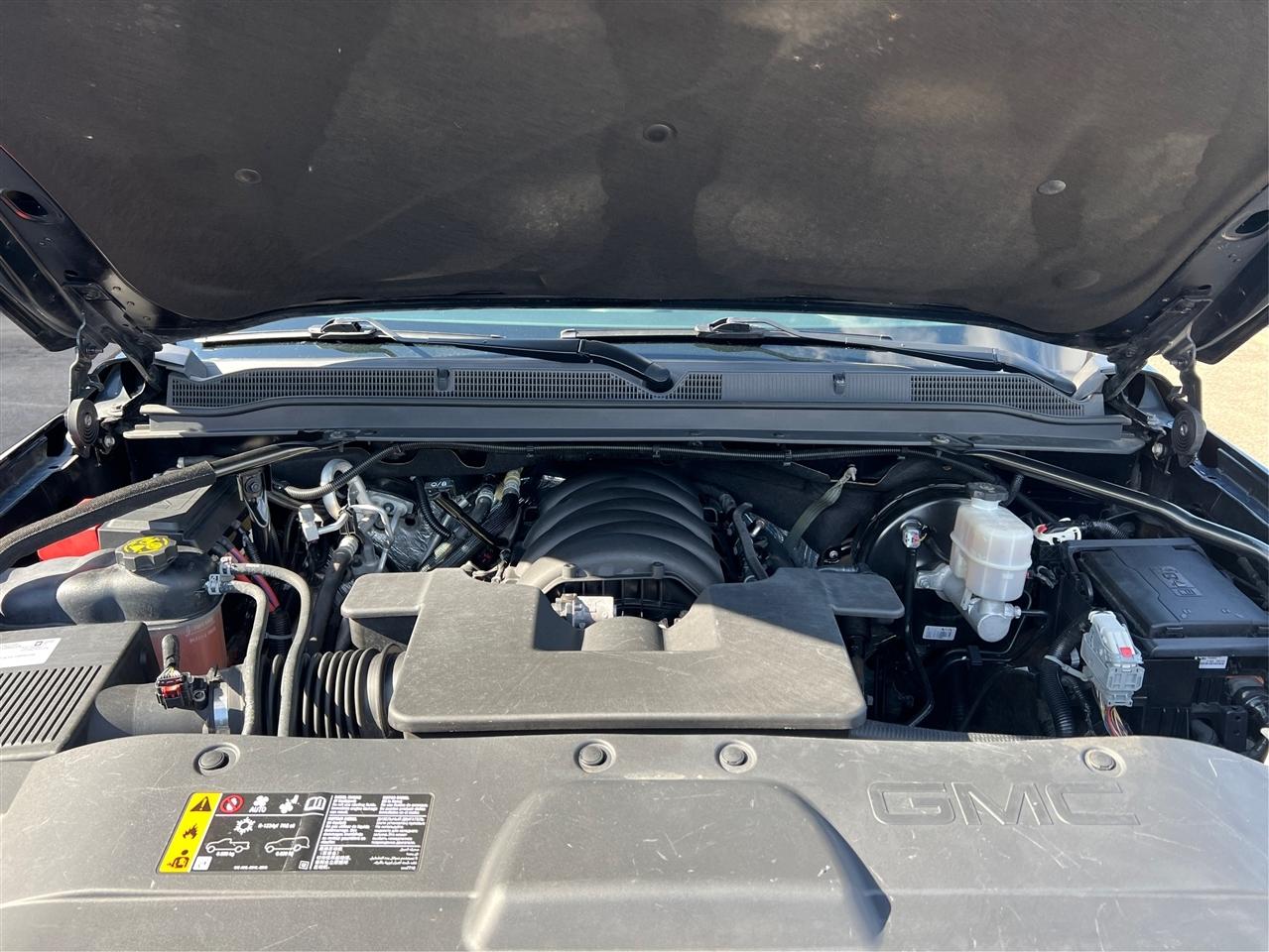 GMC Yukon 4WD 4dr SLT 2019