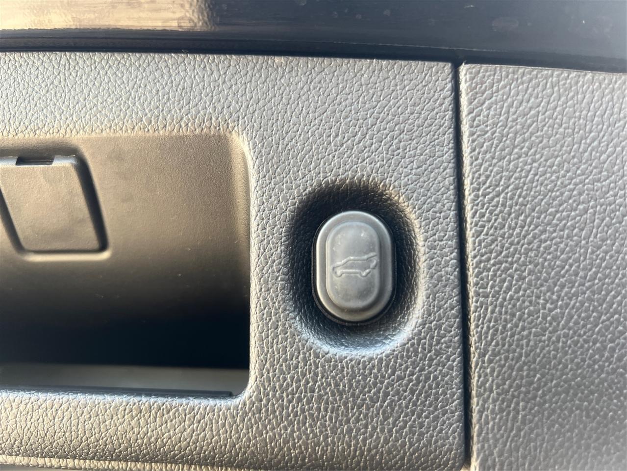 GMC Yukon 4WD 4dr SLT 2019