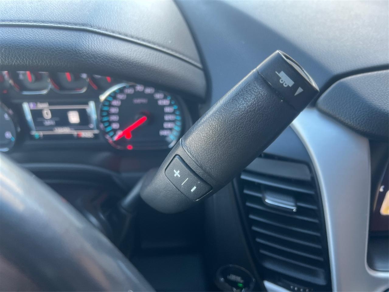 GMC Yukon 4WD 4dr SLT 2019