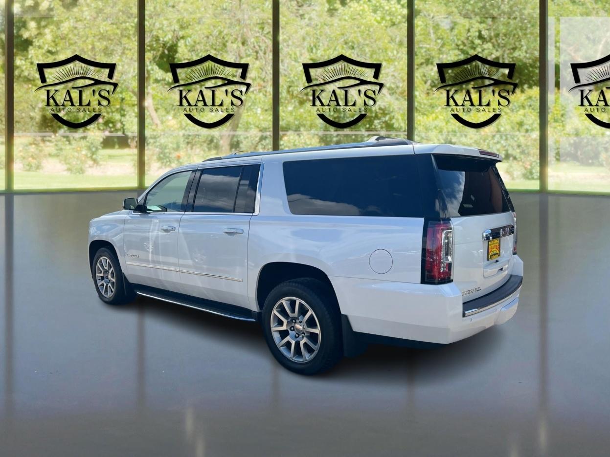 GMC Yukon XL 4WD 4dr Denali 2020
