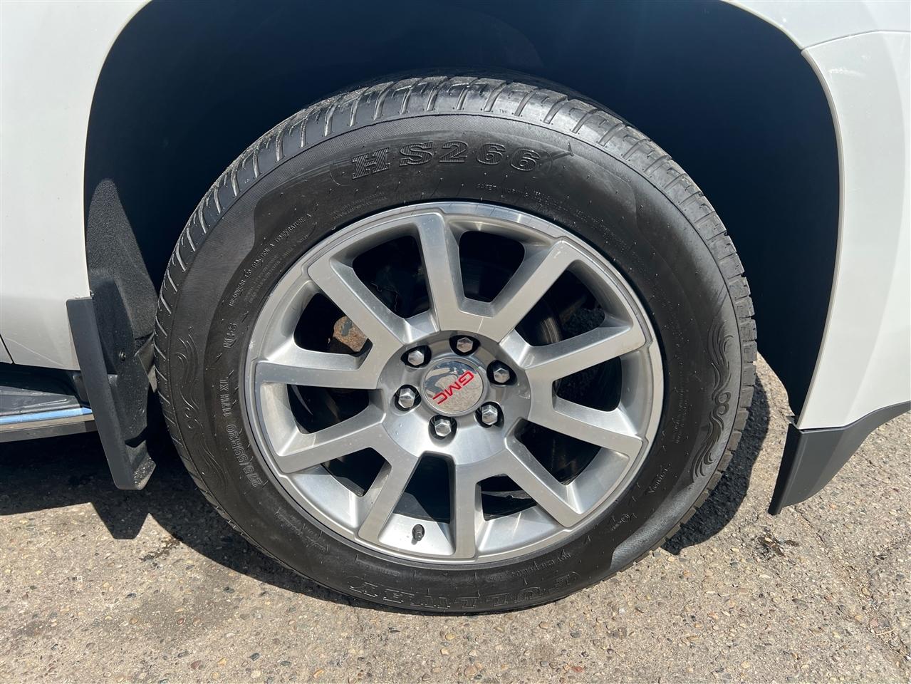 GMC Yukon XL 4WD 4dr Denali 2020