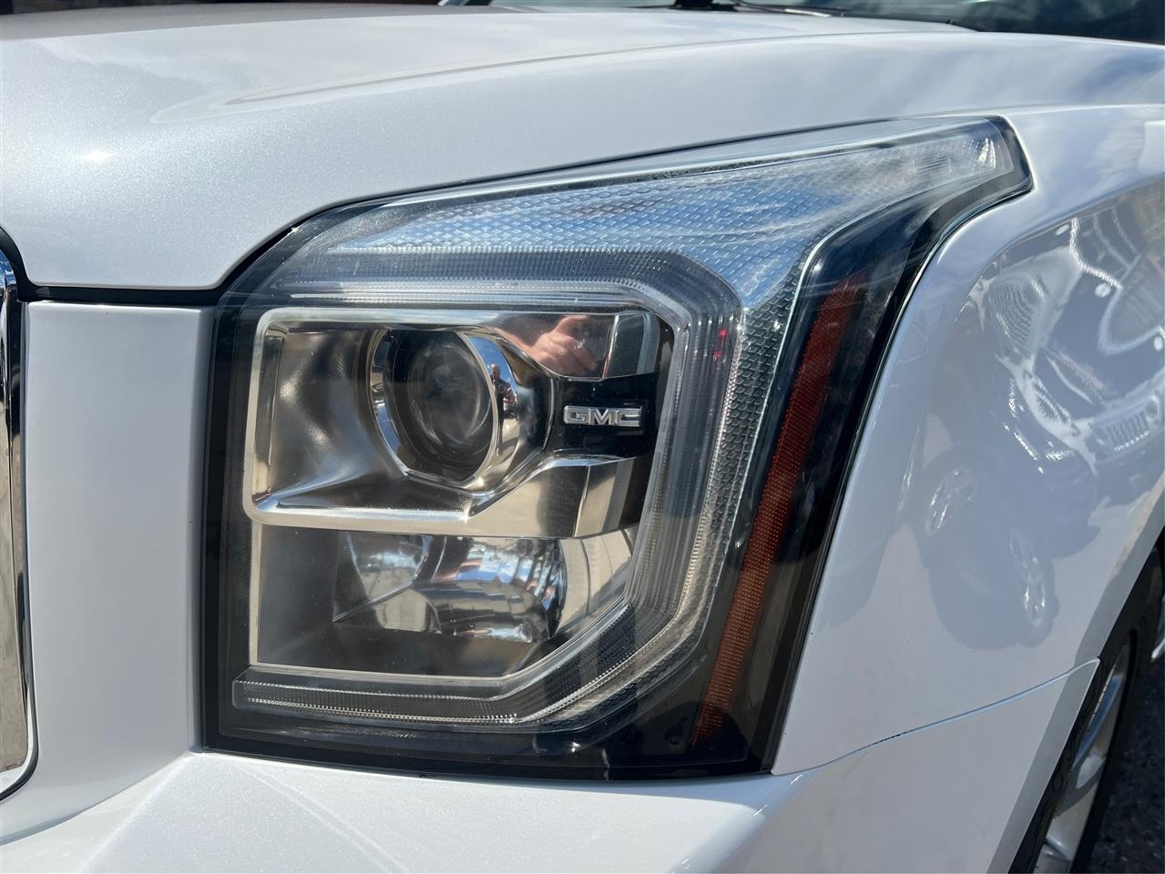 GMC Yukon XL 4WD 4dr Denali 2020