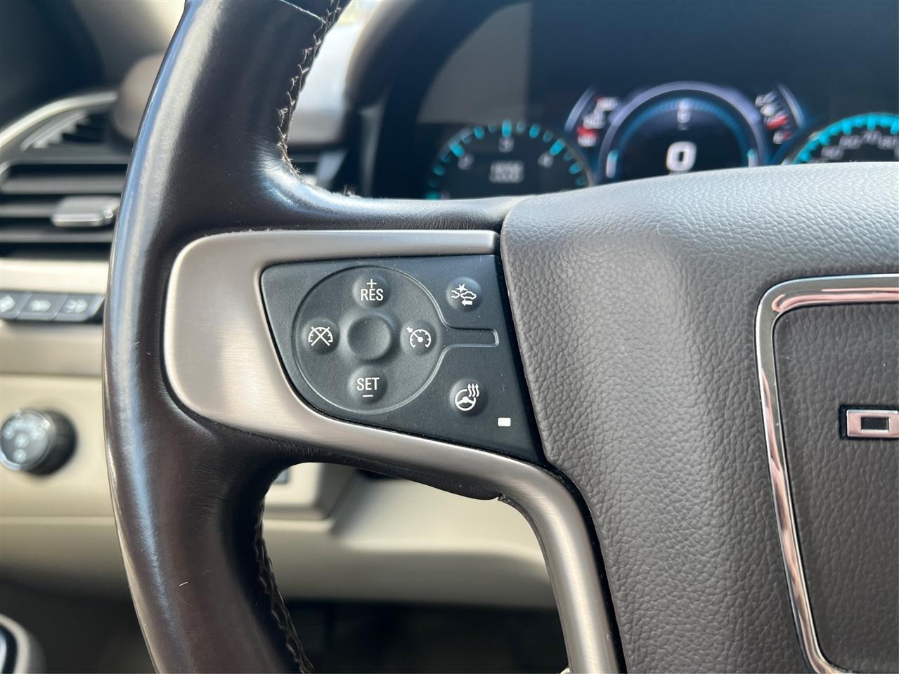 GMC Yukon XL 4WD 4dr Denali 2020