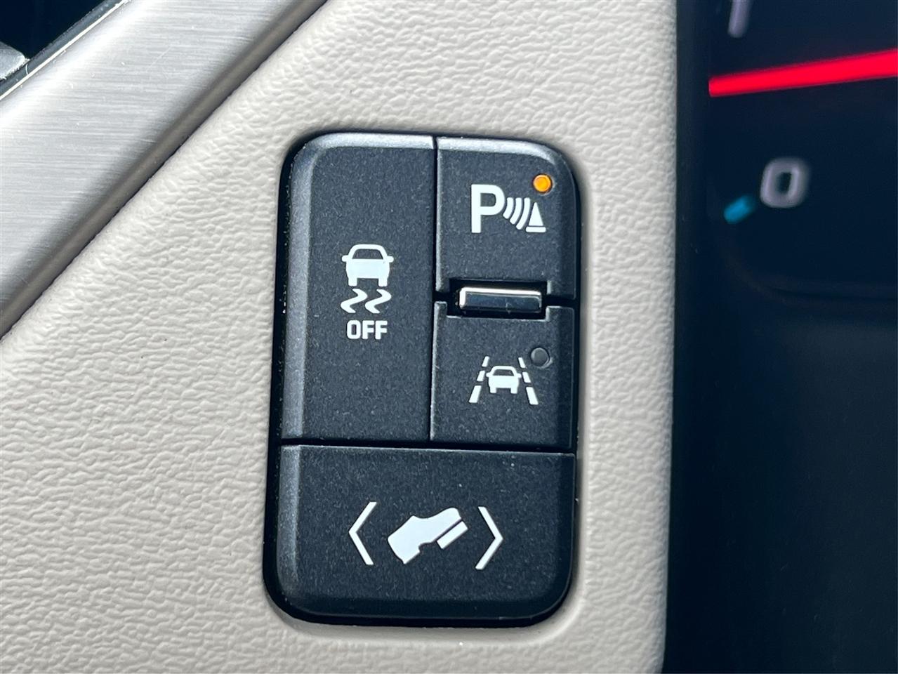 GMC Yukon XL 4WD 4dr Denali 2020