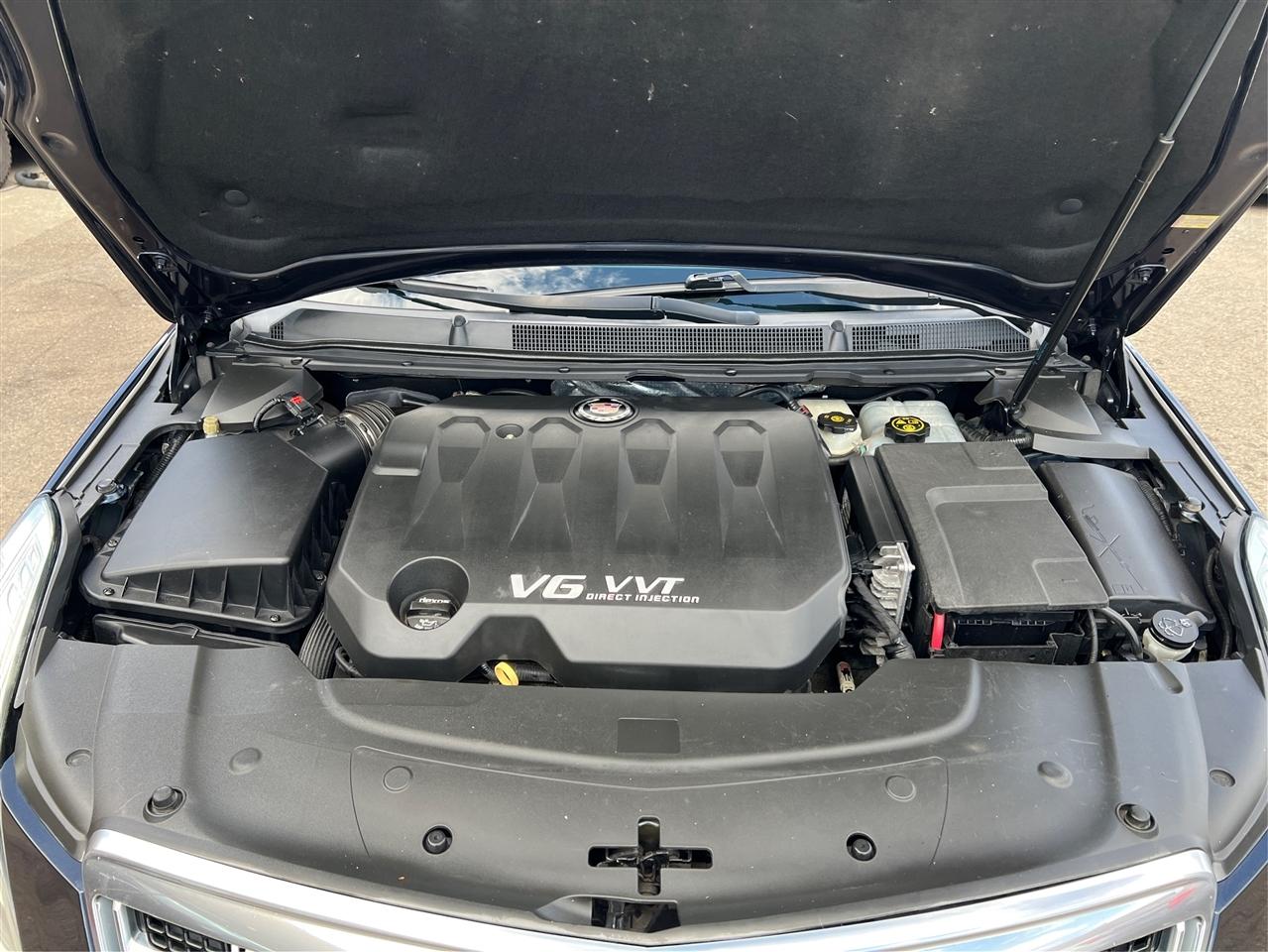 Cadillac XTS 4dr Sdn Premium FWD 2013