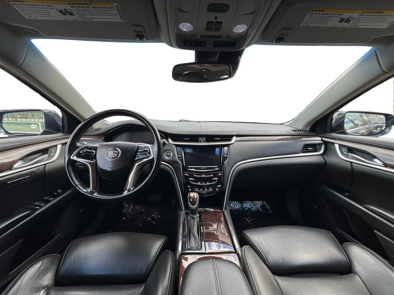 Cadillac XTS 4dr Sdn Premium FWD 2013
