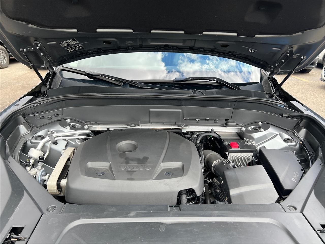 Volvo XC90 T5 AWD Momentum 2019