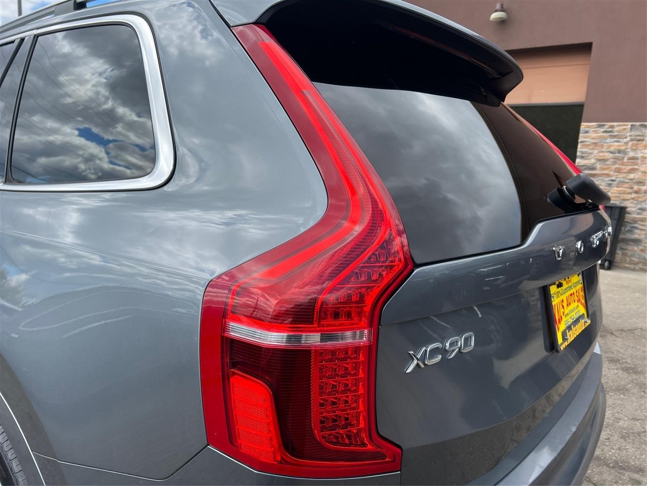 Volvo XC90 T5 AWD Momentum 2019