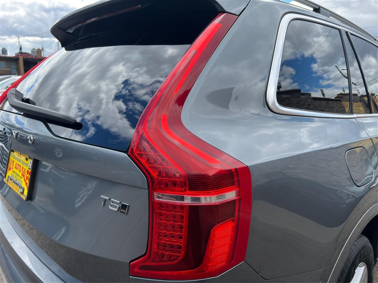 Volvo XC90 T5 AWD Momentum 2019