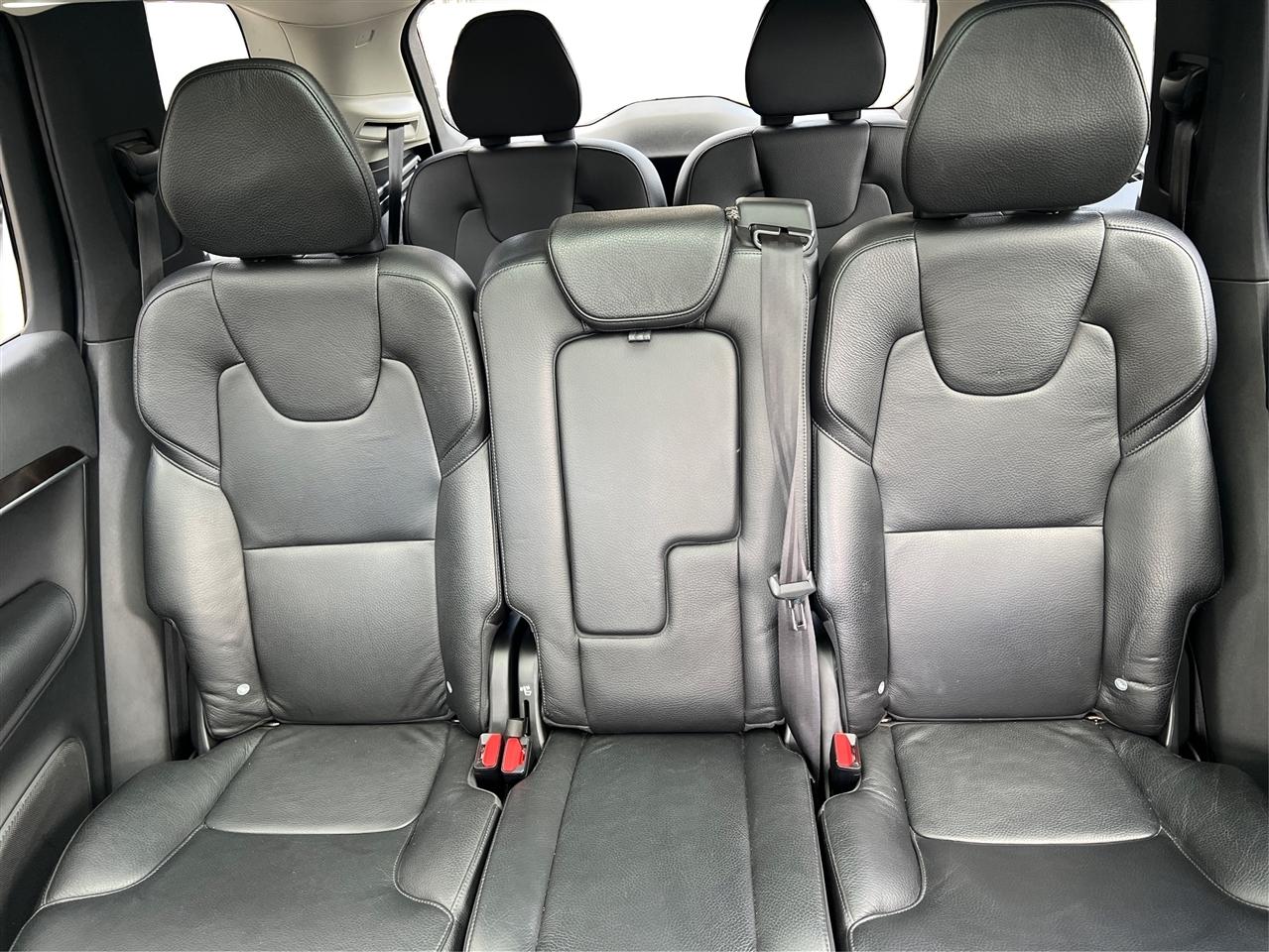 Volvo XC90 T5 AWD Momentum 2019