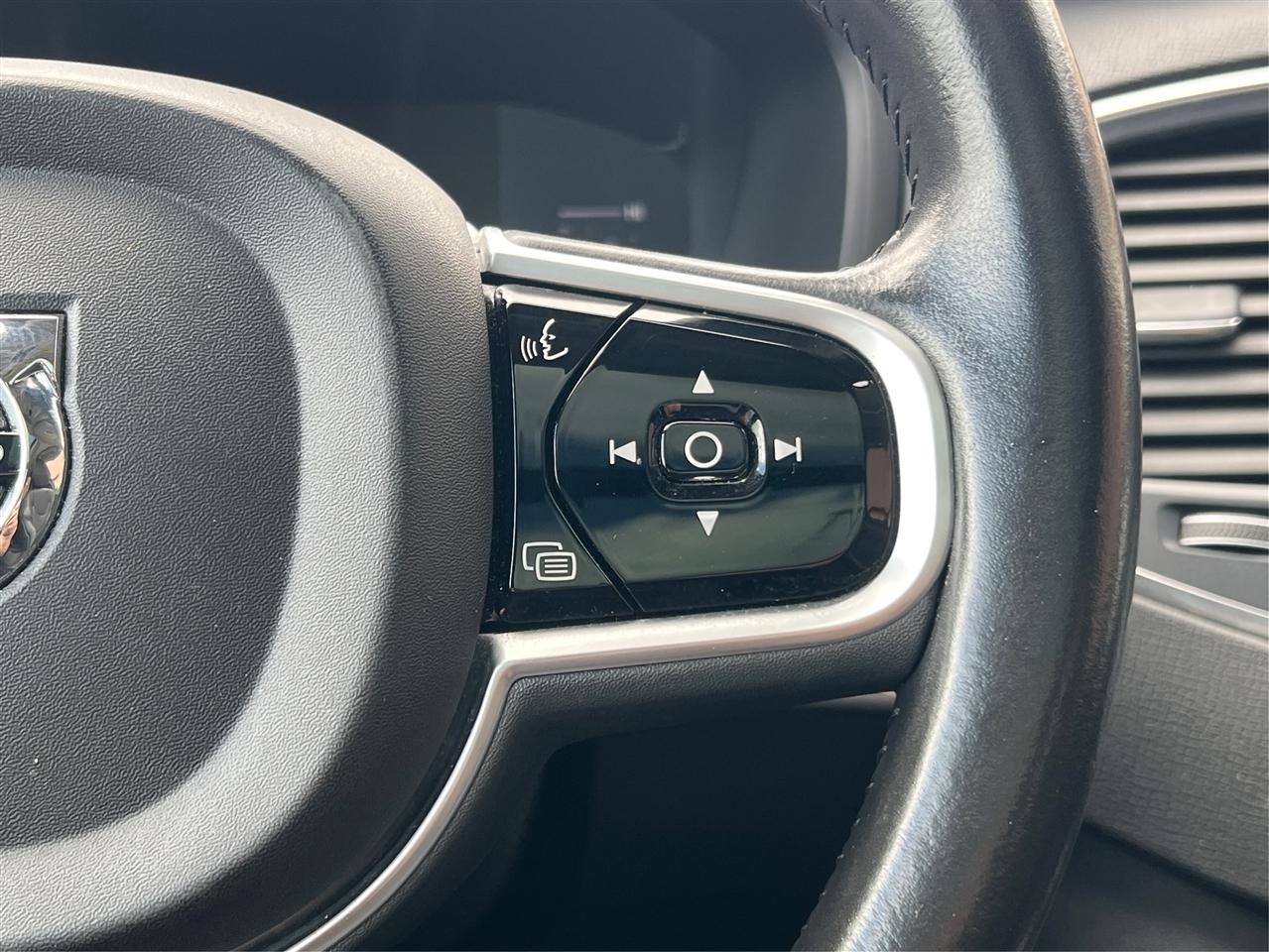 Volvo XC90 T5 AWD Momentum 2019